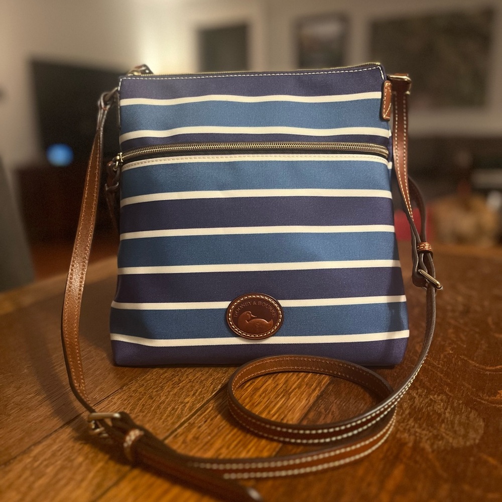 Dooney & Bourke Nautical Blue White Crossbody Bag
